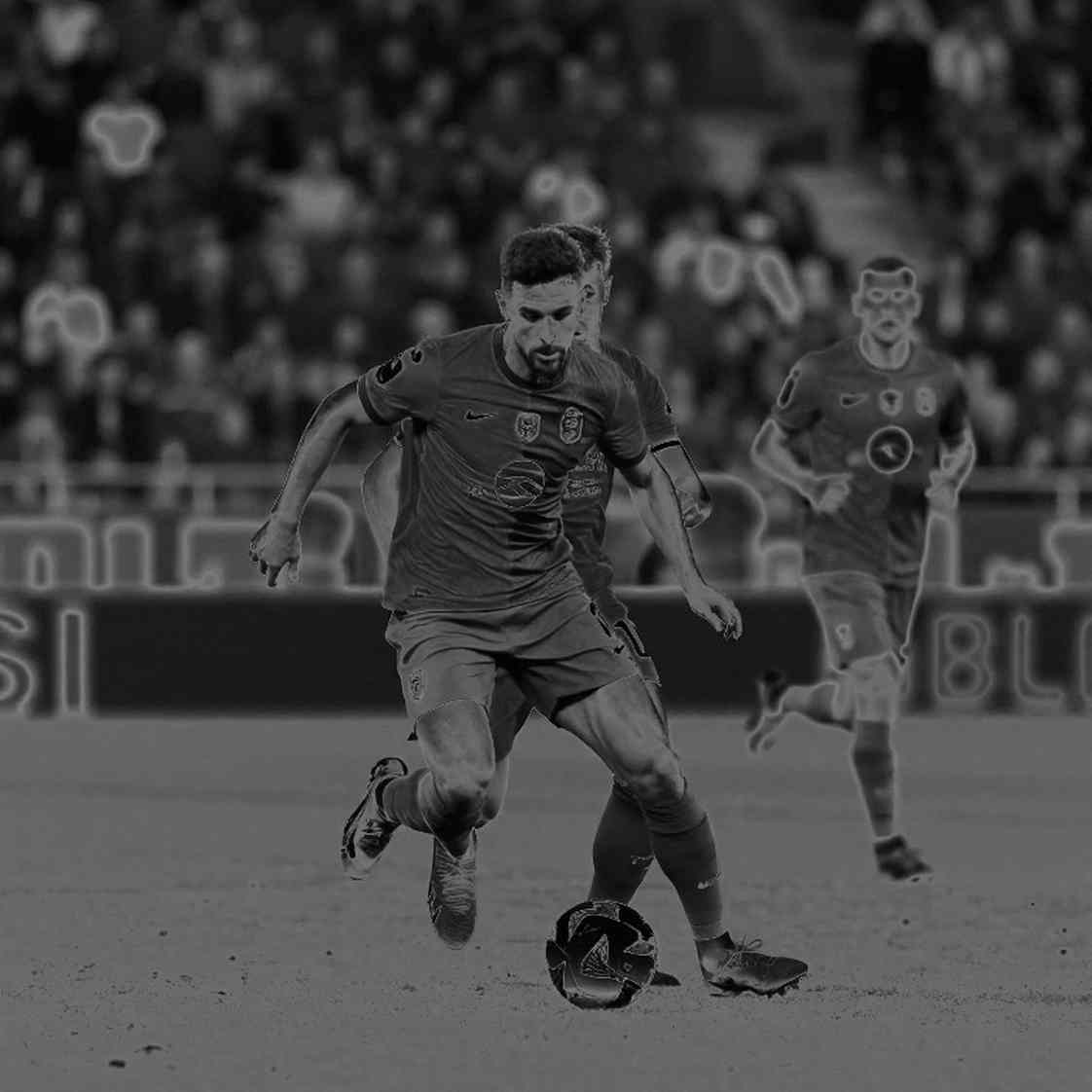 Bayern’s Contract Plan to Keep Olise: Tactics, Money, and the Seven-Match Problem